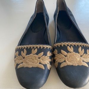 Latigo blue flats, size 6.5